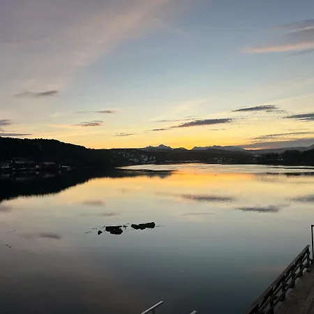 Villa Arctic Seaside Mestervik