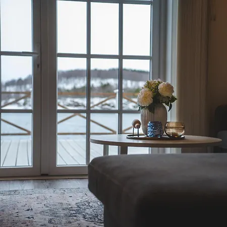 Arctic Seaside