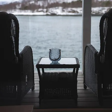 Arctic Seaside
